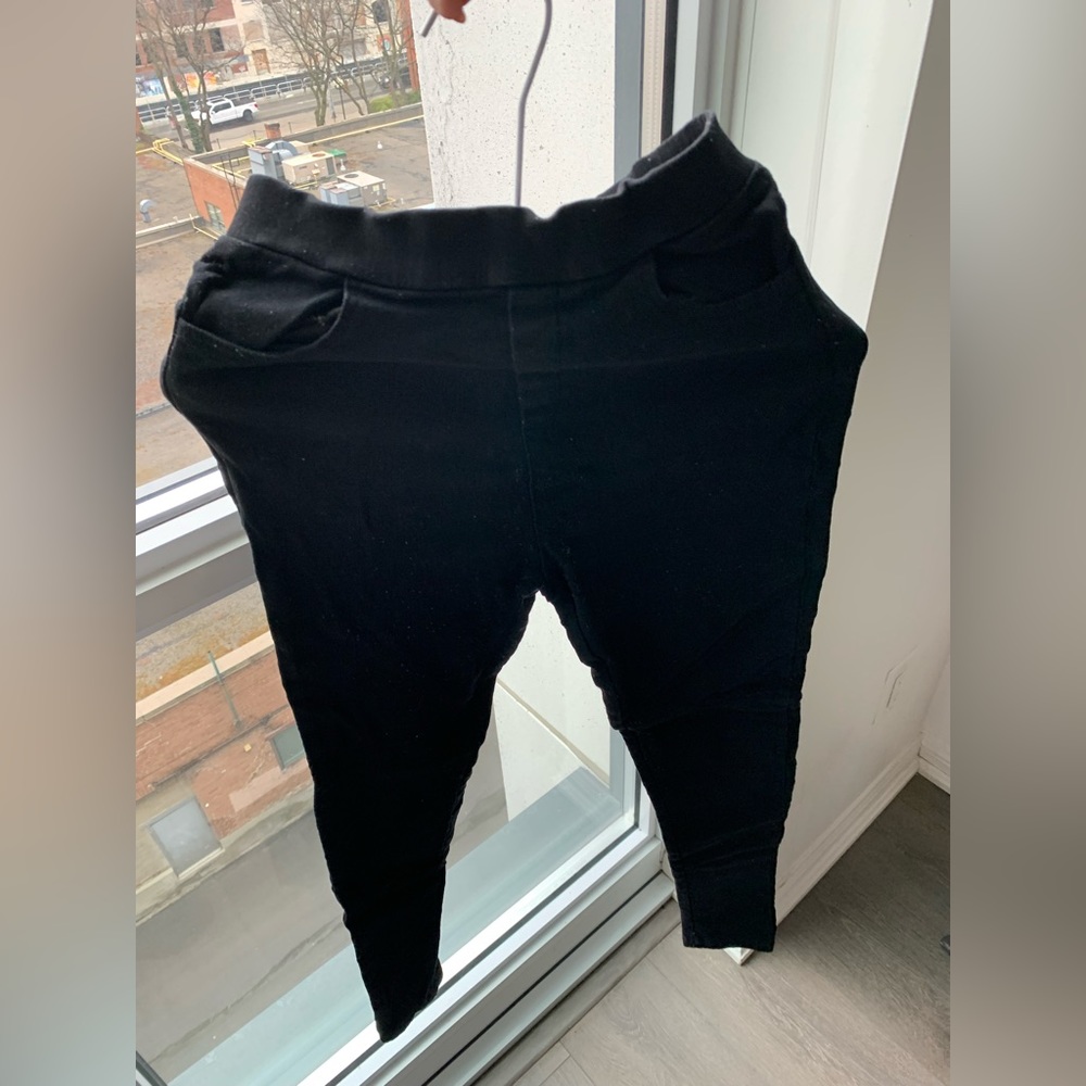 Black Skinny Jeggings